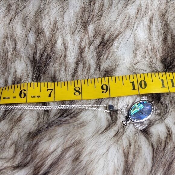 Abalone Shell Turtle Necklace - Picture 2 of 6